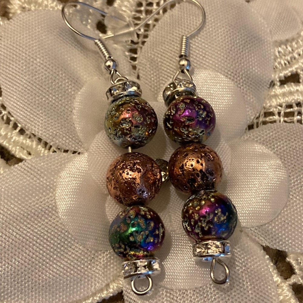 🆕MULTI COLOR NATURAL STONE EARRINGS MATCH THE NECKLACE ALSO POSTED. 6MM IN SIZE